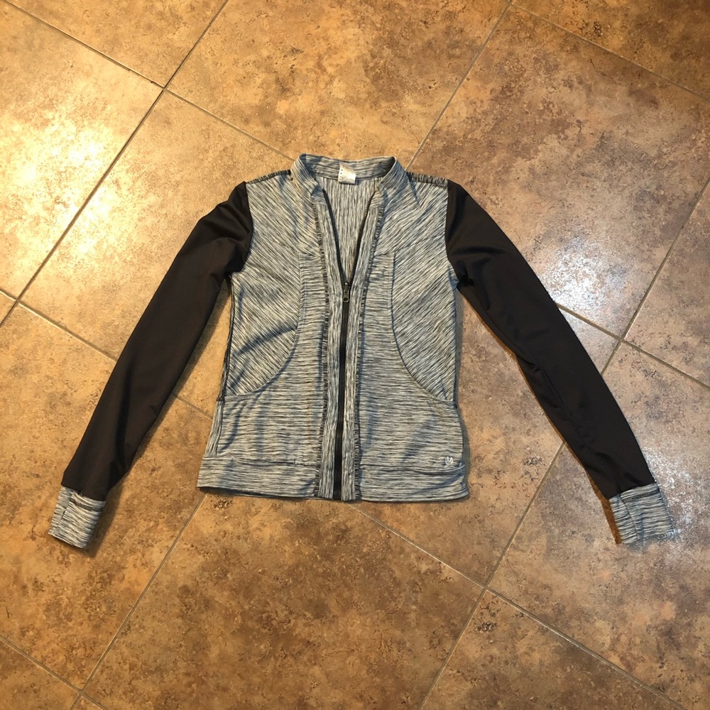 Maaji Jacket Size Small